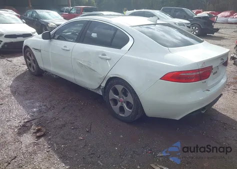 2017 Jaguar Xe 25T из США, поврежденный, VIN SAJAR4BGXHA960347